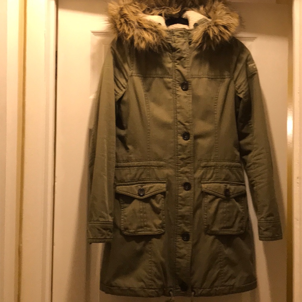 Abercrombie and Fitch Green Coat!!!    Size Small